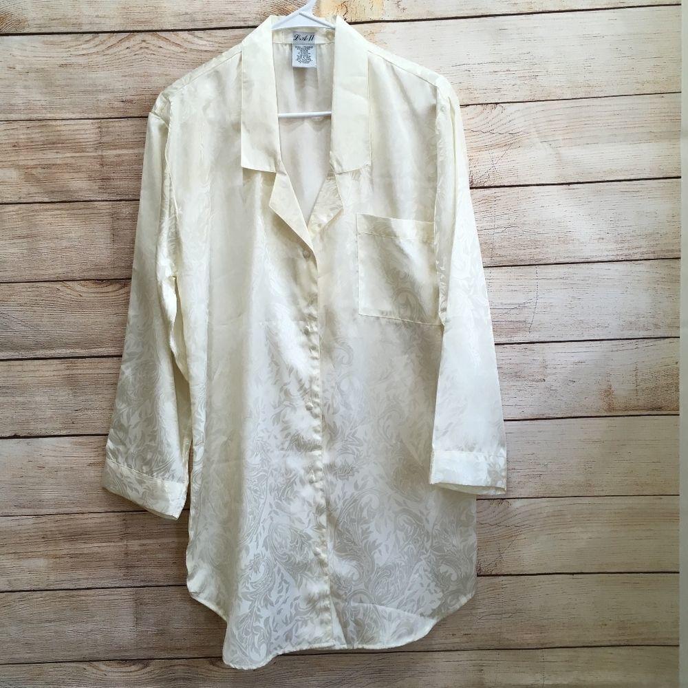 NEW‎ WITH TAGS VINTAGE LA II SLEEP SHIRT IN CREAM